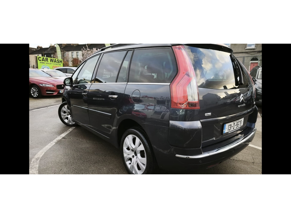 2013 Citroen Grand C4 Picasso - image 4