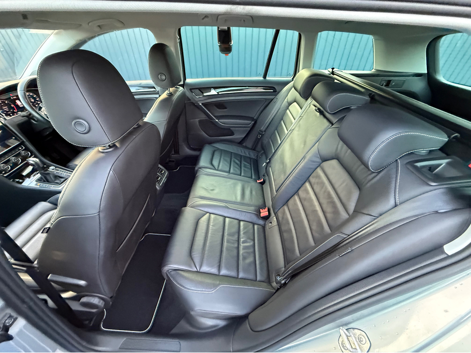 2019 Volkswagen Golf HIGHLINE PRO - 2.0L DIESEL - AUTO - 12M WARRANTY - CAR: 1600 €21,950