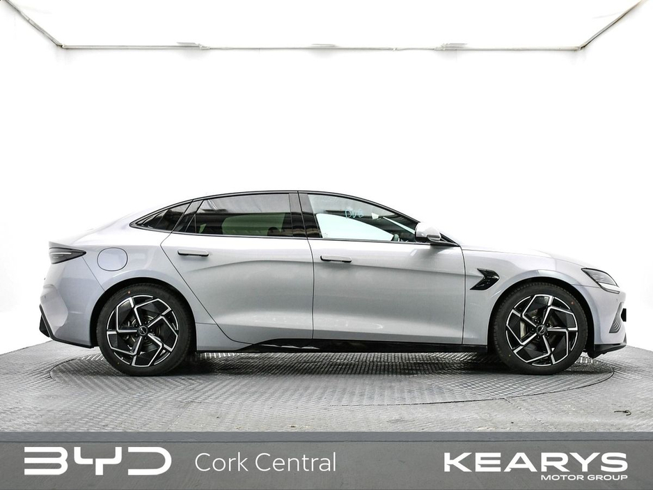 2026 BYD Seal - image 5