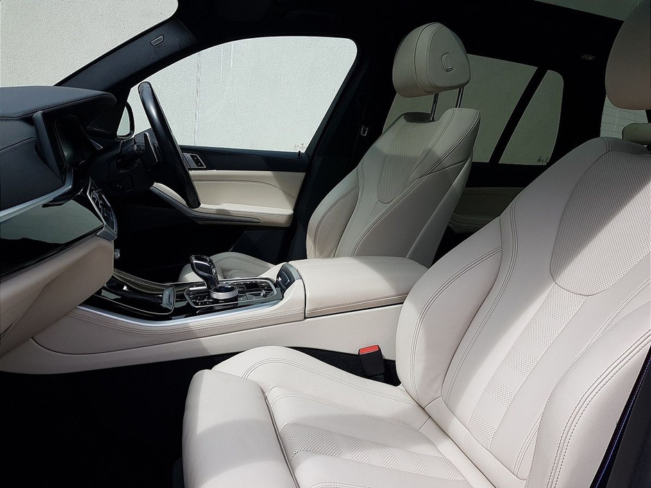 2021 BMW X5 xDrive45e M Sport €67,995