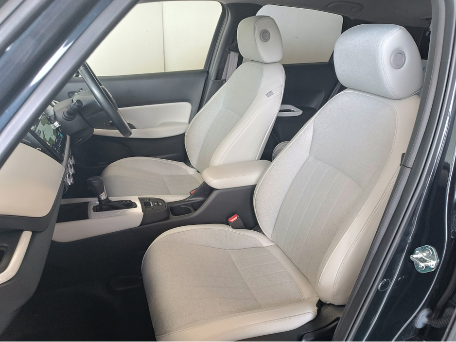 2021 Honda Jazz - image 11