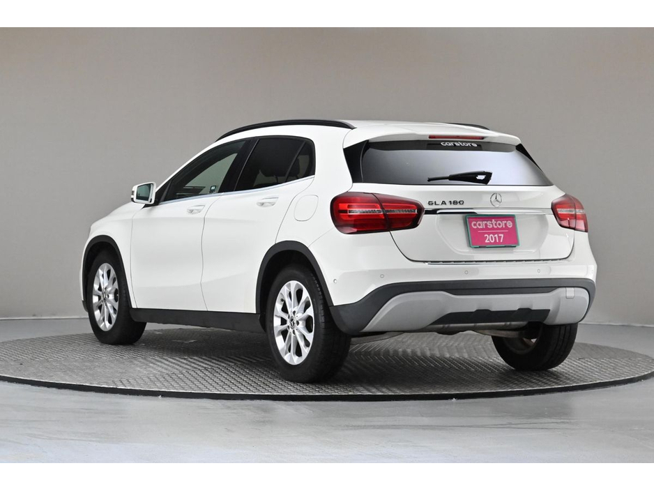 2017 Mercedes-Benz GLA Class GLA 180 *HALF LEATHER*REVERSE CAM*PARK SENSORS* €20,490