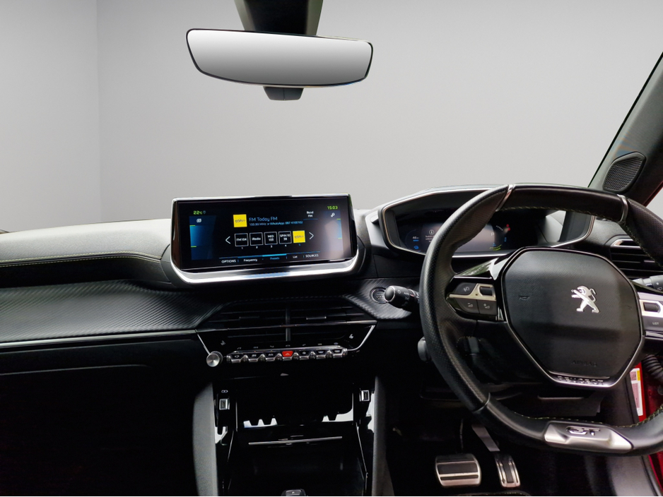 2021 Peugeot 2008 - image 13