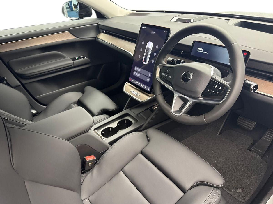 2026 Volvo ES90 - image 6