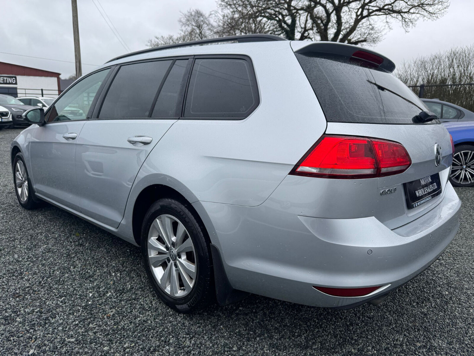 2016 Volkswagen Golf - image 5