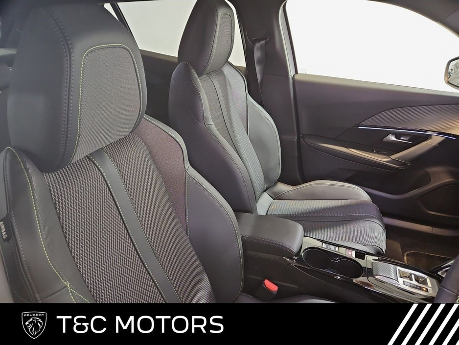 2026 Peugeot 2008 - image 17