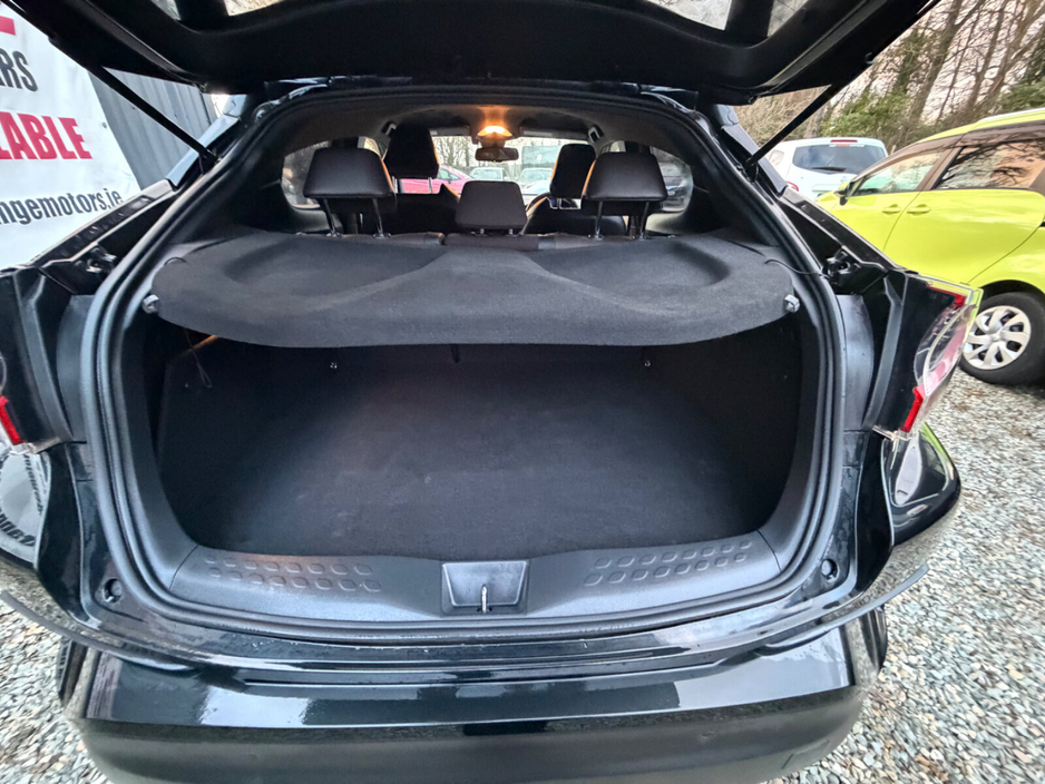 2018 Toyota C-HR 1.8 HYBRID LUNA €19,500