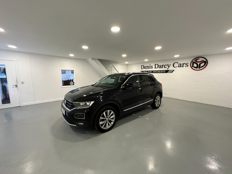 2020 Volkswagen T-Roc - image 8