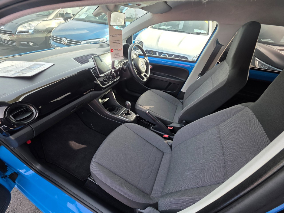 2015 Volkswagen up! - image 12