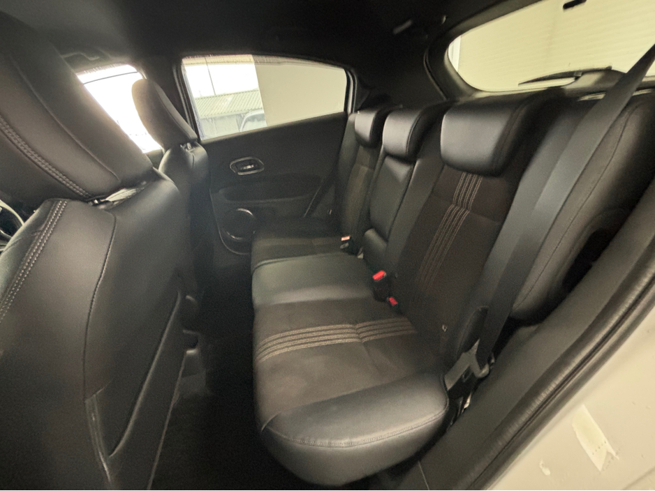 2020 Honda Vezel - image 12