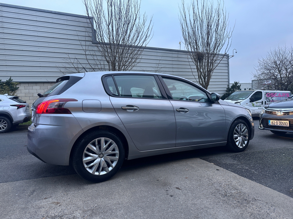 2020 Peugeot 308 ACCESS 1.2 110 6.3 4DR €15,000