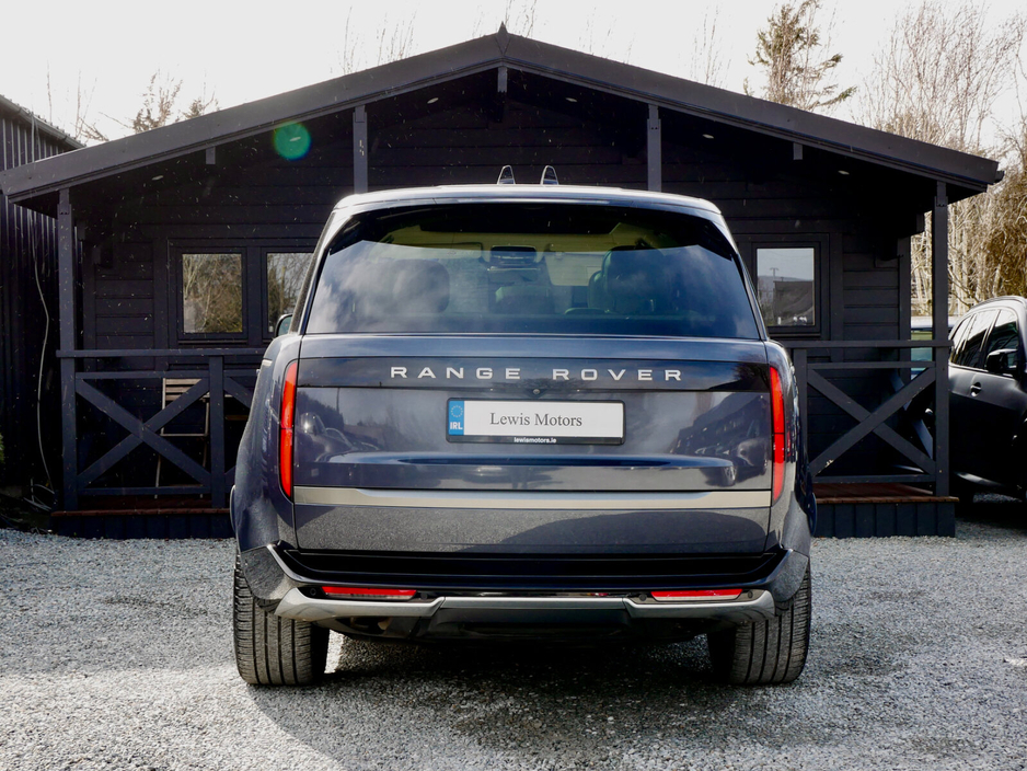 2025 Land Rover Range Rover - image 8