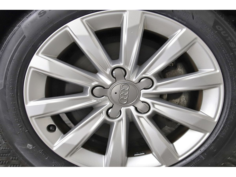 2016 Audi A3 - image 26