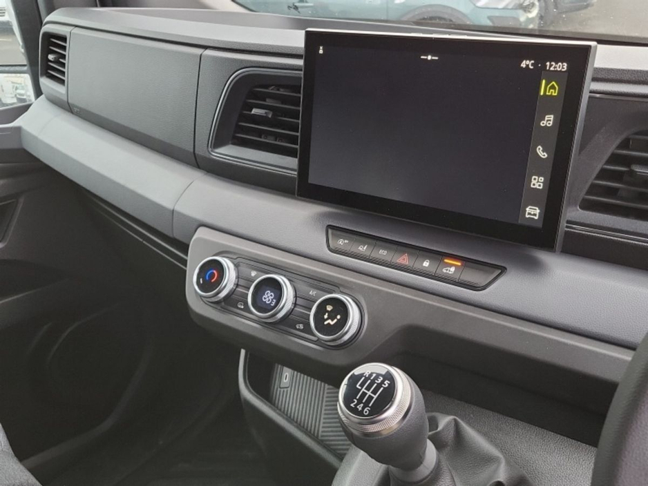 2026 Renault Master - image 6