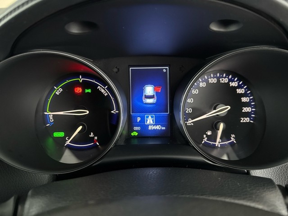 2019 Toyota C-HR - image 14