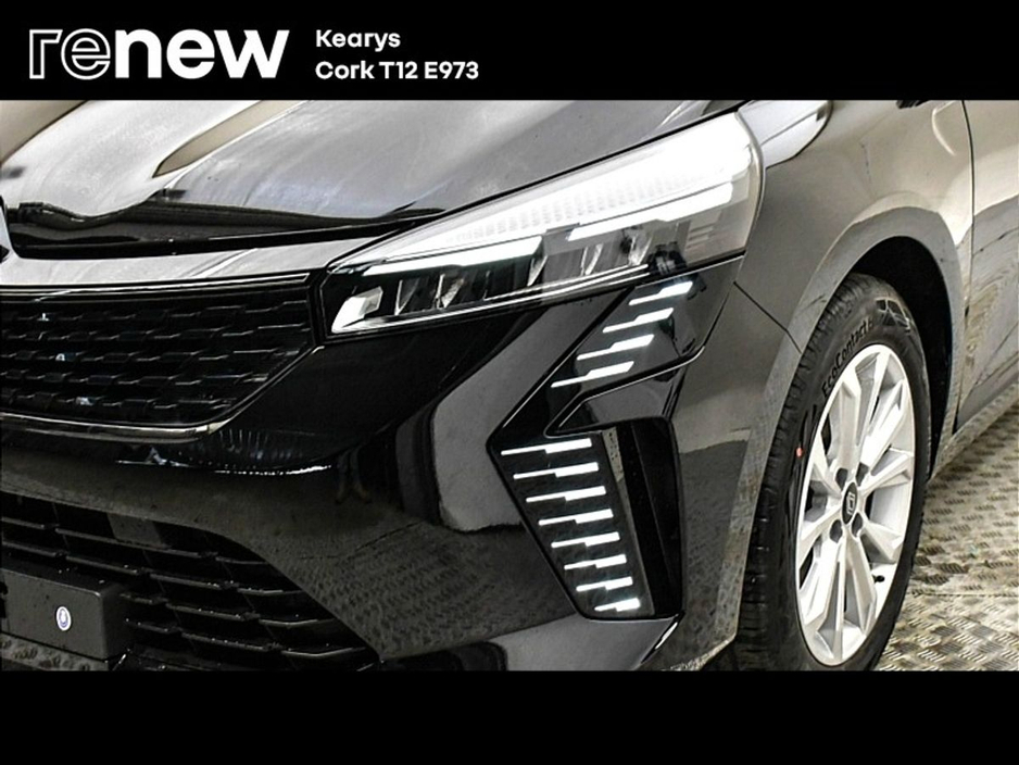 2025 Renault Clio - image 15