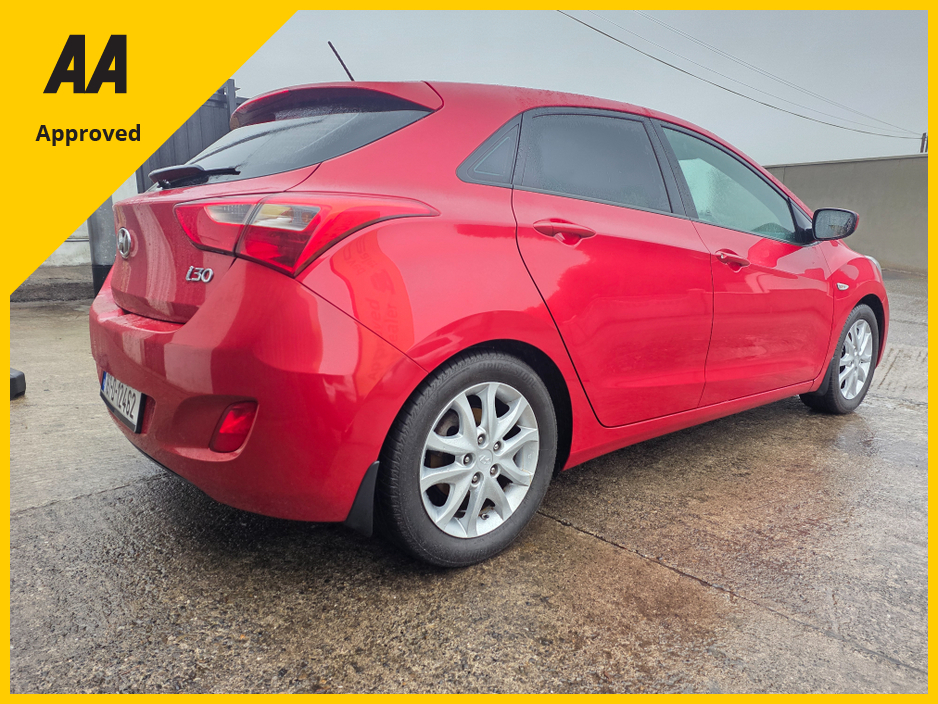 2016 Hyundai i30 * ONLY 49K MILES * 1 OWNER FROM NEW €11,900