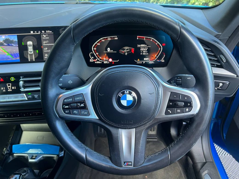 2023 BMW 2 Series - image 4