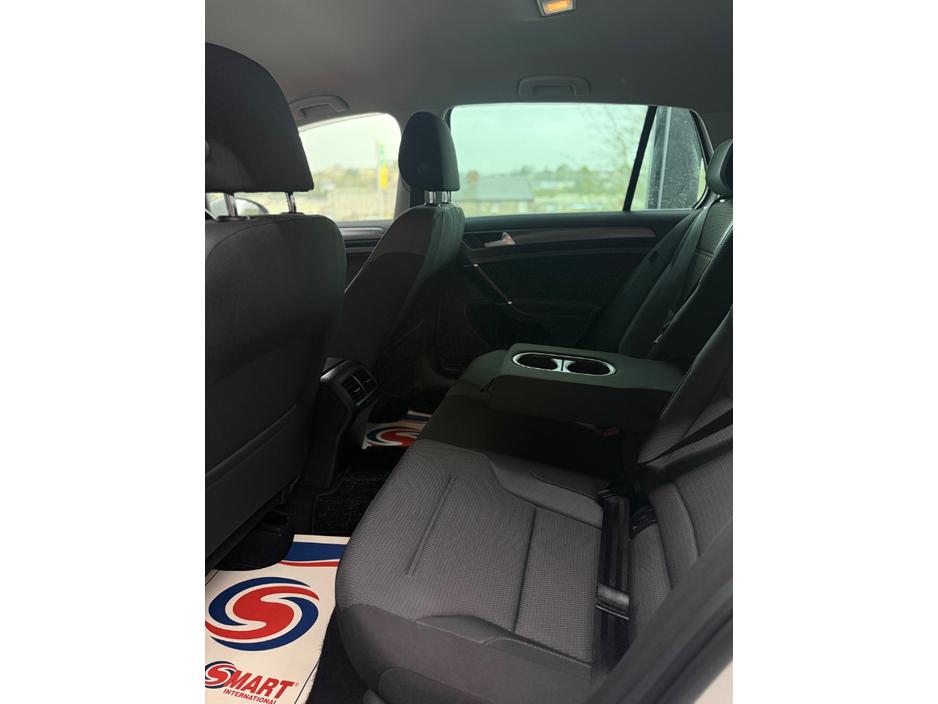 2018 Volkswagen Golf - image 19