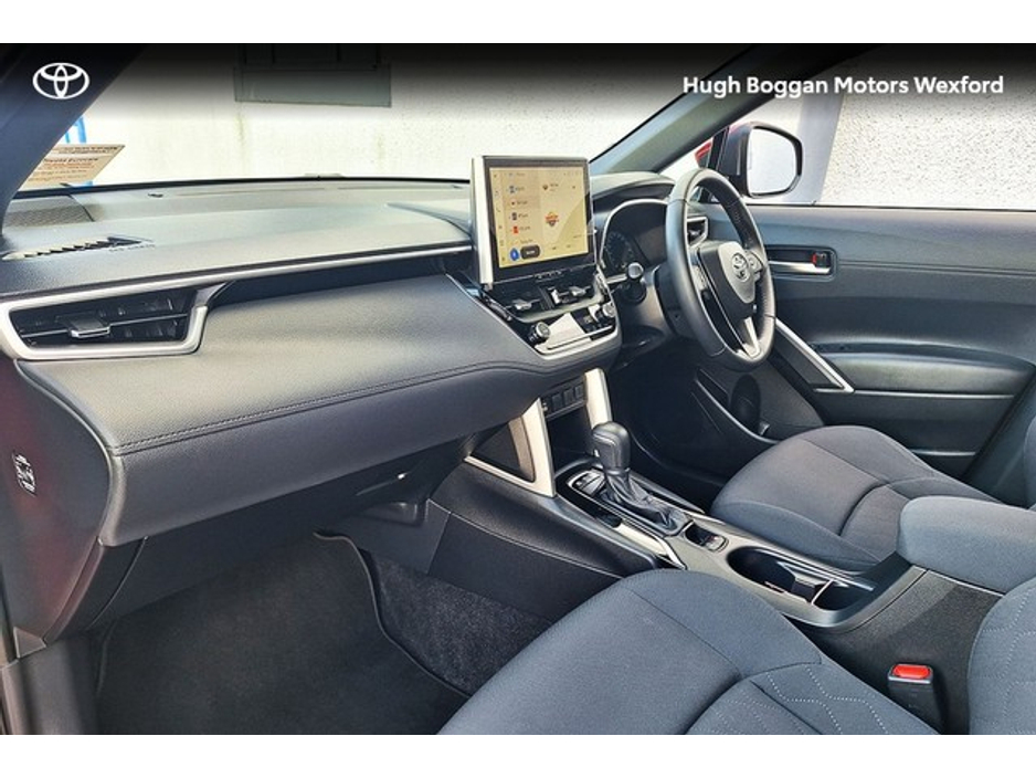 2023 Toyota Corolla Cross - image 15