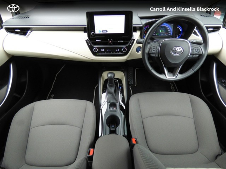 2022 Toyota Corolla Hybrid Luna Sport Saloon €27,950