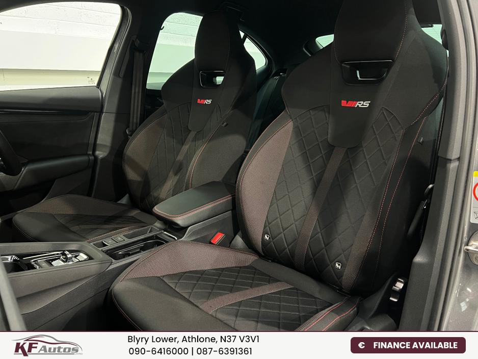 2023 Skoda Octavia - image 13