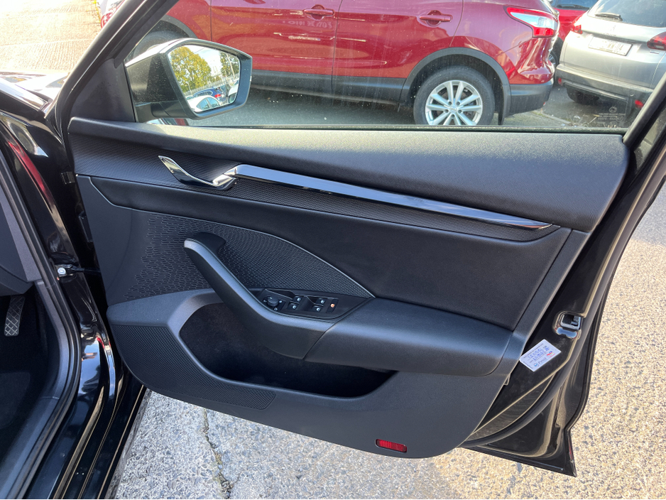 2024 Skoda Octavia COMBI ESTATE AMBITION 2.0 TDI DIESEL //WINTER SALE €1000 REDUCTION//REVERSE CAMERA// €28,950