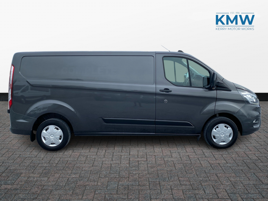 2022 Ford Transit Custom - image 6