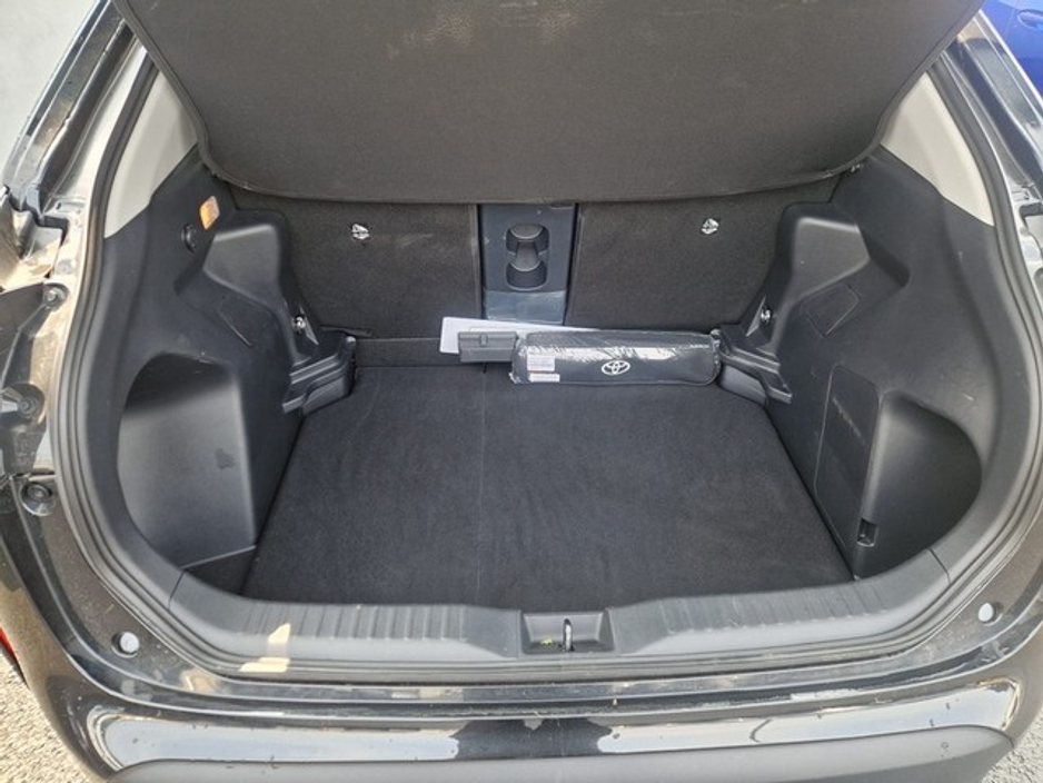 2023 Toyota Yaris Cross 1.5 Hybrid Sol 5dr €30,950