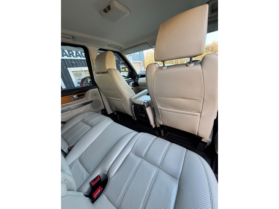 2013 Land Rover Range Rover Sport - image 23