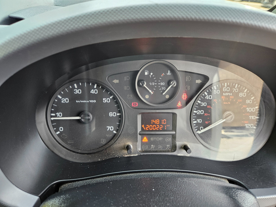 2016 Peugeot Partner - image 7