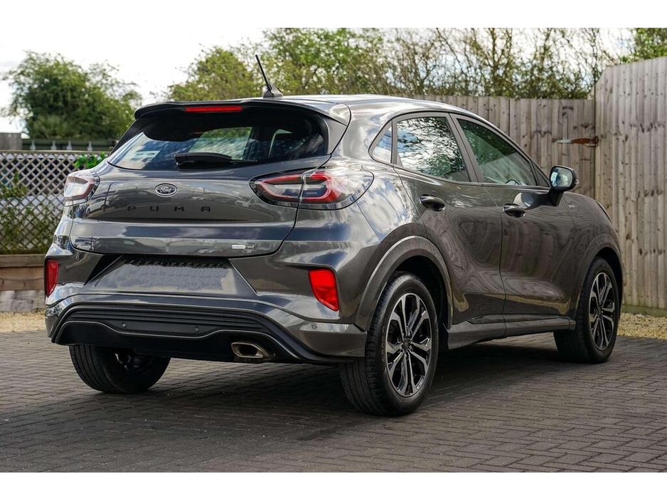 2021 Ford Puma - image 3