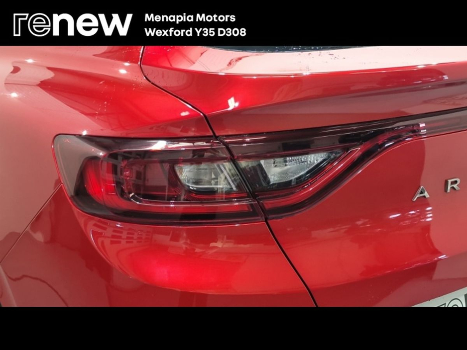 2022 Renault Arkana - image 15