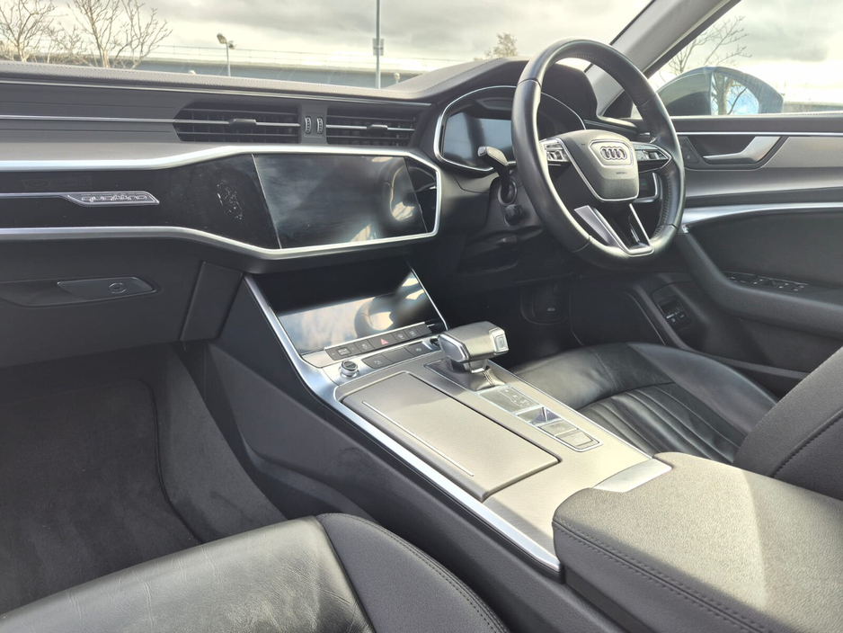 2021 Audi A6 - image 12