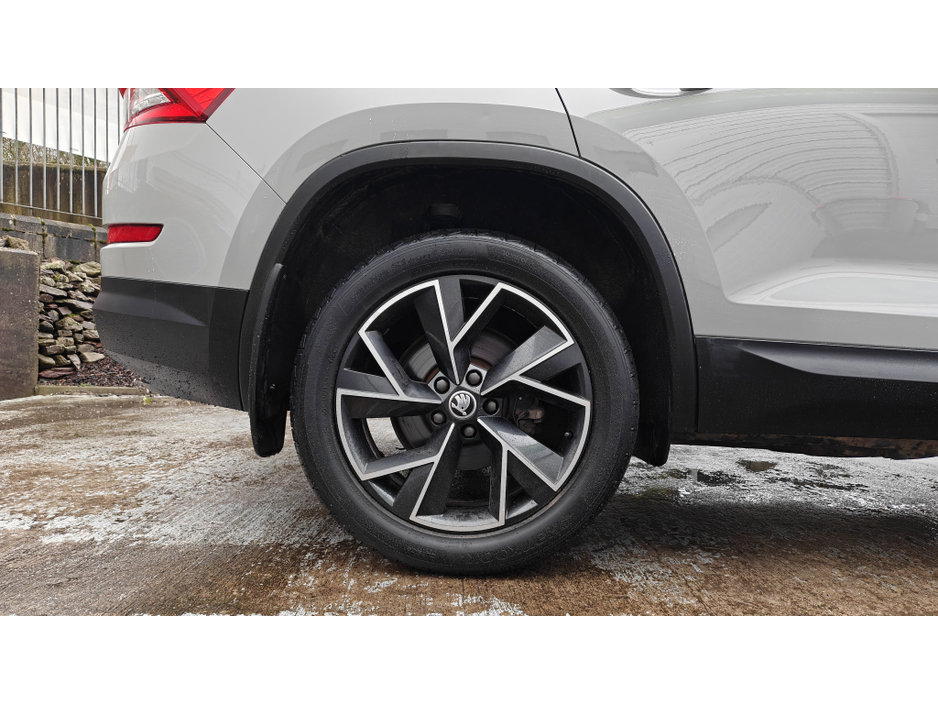 2021 Skoda Kodiaq 7 SEATER STYLE 2.0 TDI 150 BHP-EXCEPTIONAL CAR-AS NEW-STEEL GREY-UPGRADED TRIGLAV ALLOYS €36,950