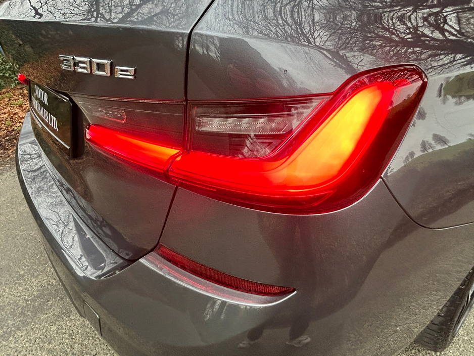 2021 BMW 3 Series  €28,850