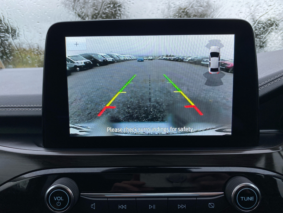 2023 Ford Kuga Vignale PHEV 225BHP... Panoramic Roof €36,500