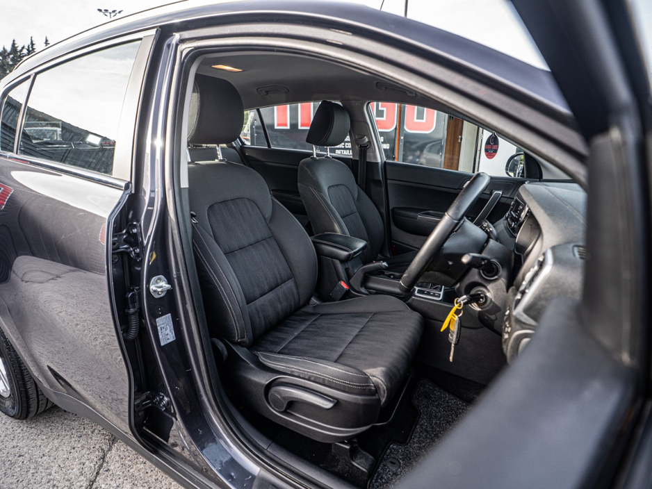 2016 Kia Sportage - image 18