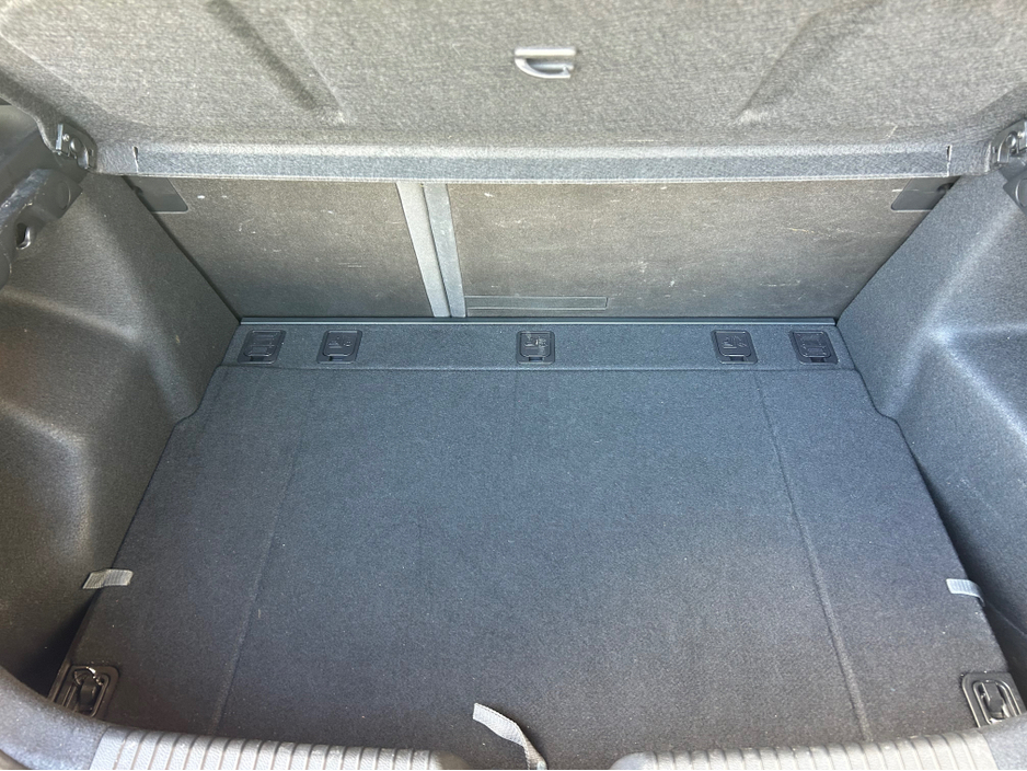 2016 Hyundai i30 - image 15