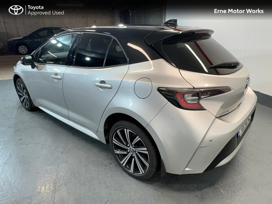 2023 Toyota Corolla - image 3