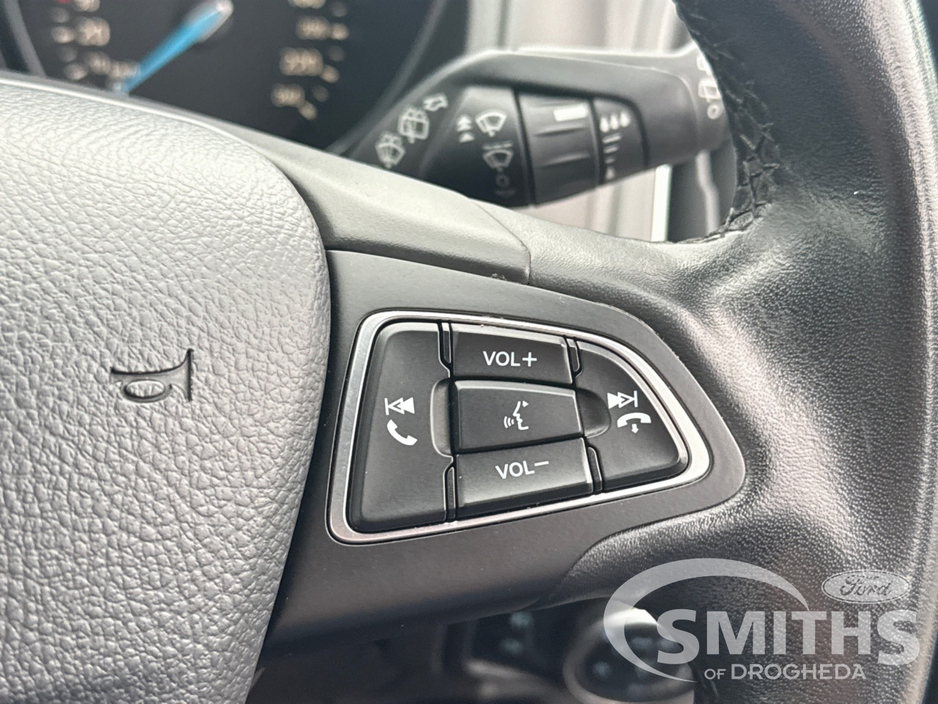 2018 Ford Focus - image 25