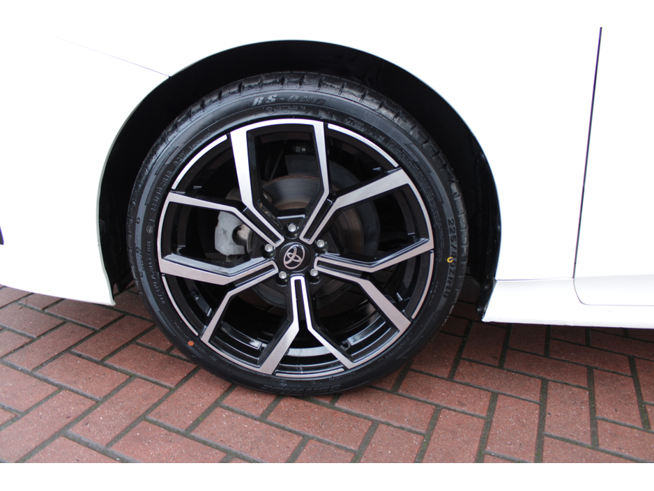 2020 Toyota Prius 2020 TOYOTA PRFIUS €19,950