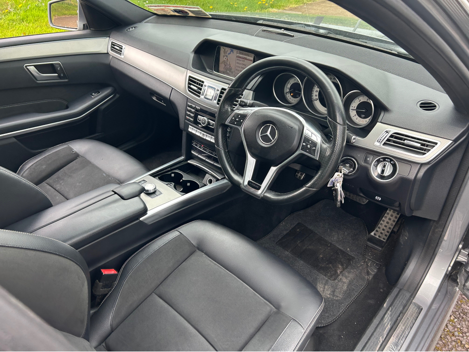 2014 Mercedes-Benz E Class - image 6