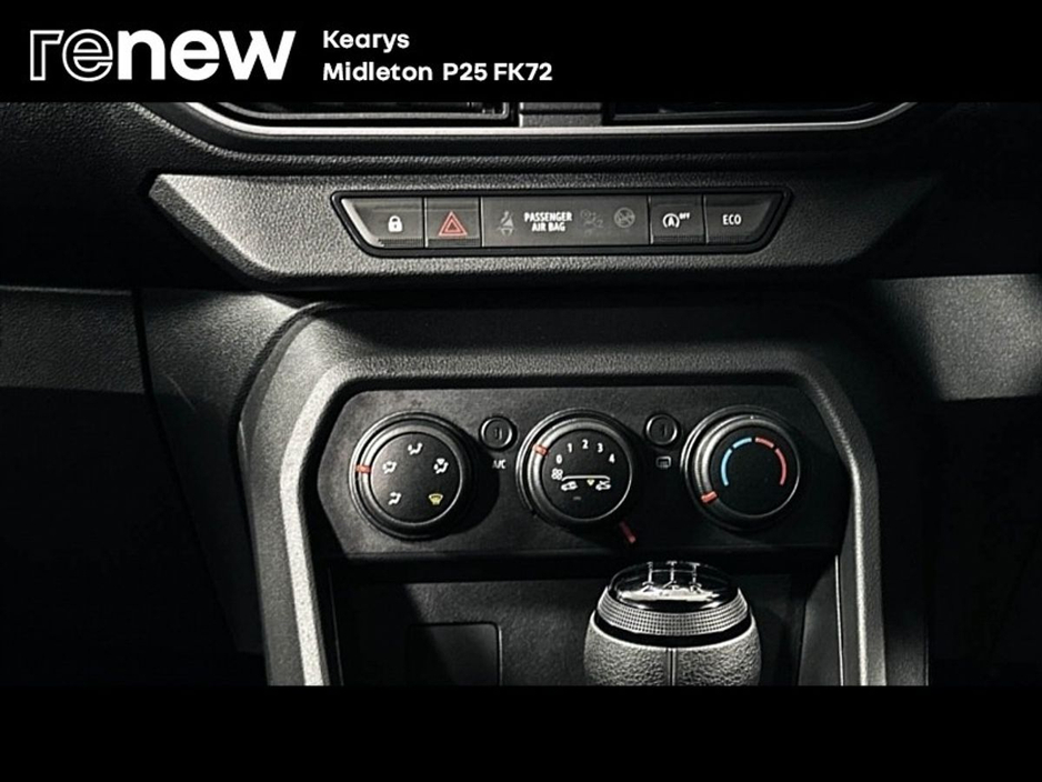 2023 Dacia Sandero - image 14