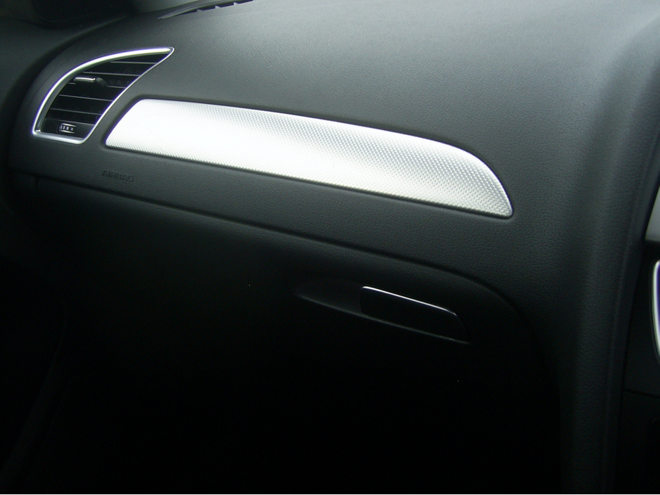 2014 Audi A4 - image 6