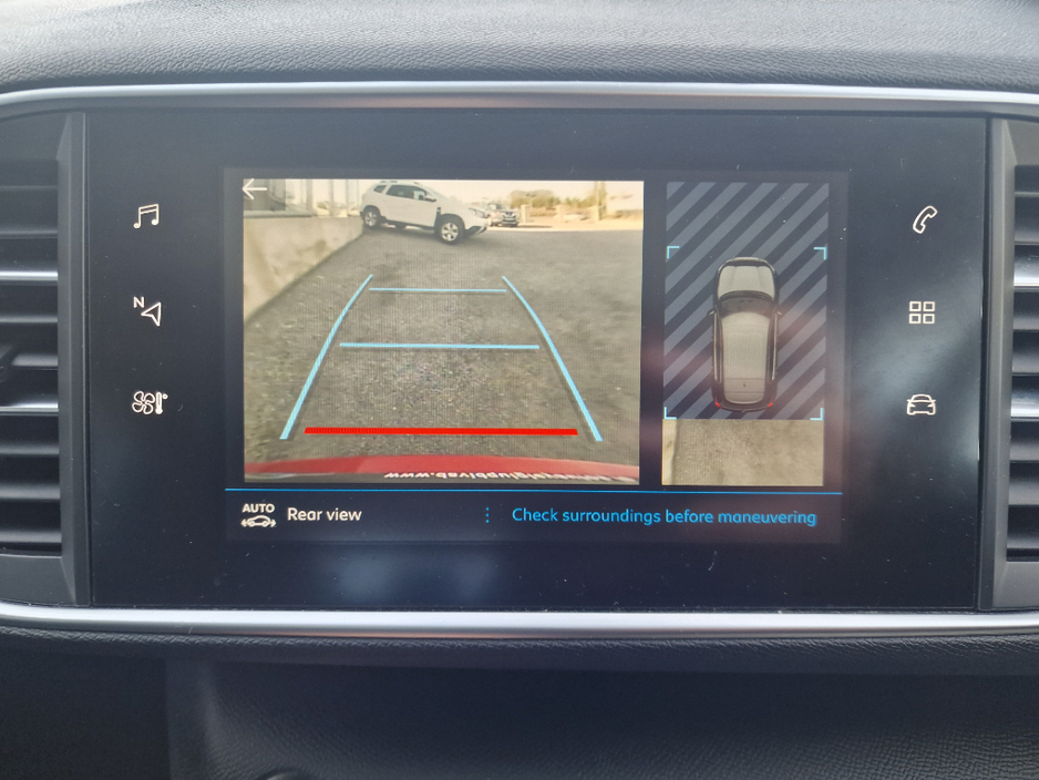 2019 Peugeot 308 - image 14