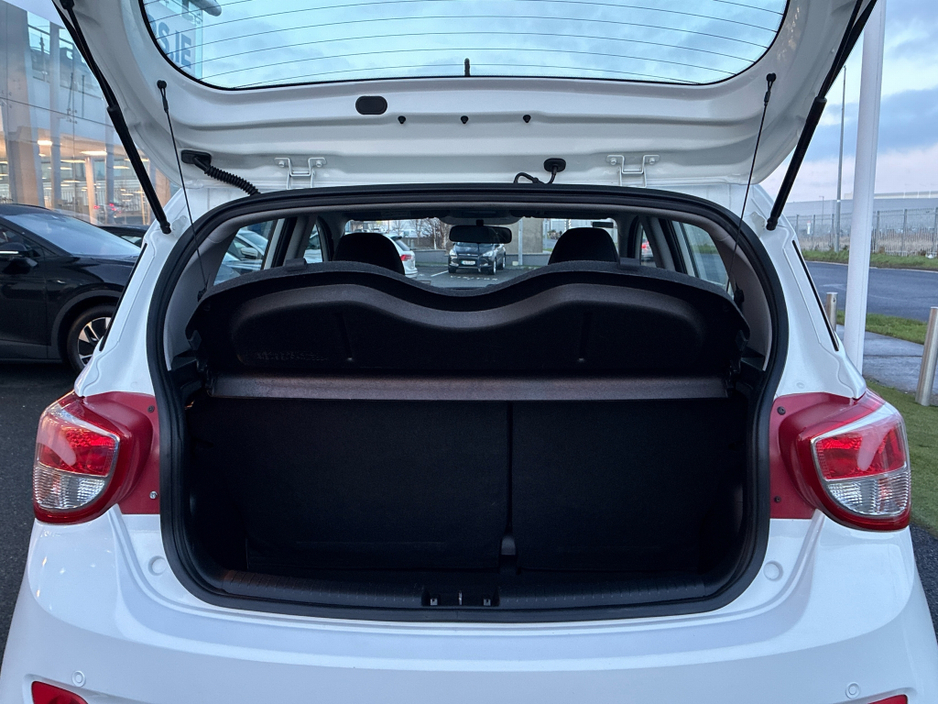 2016 Hyundai i10 DELUXE AUTO 4DR €10,950