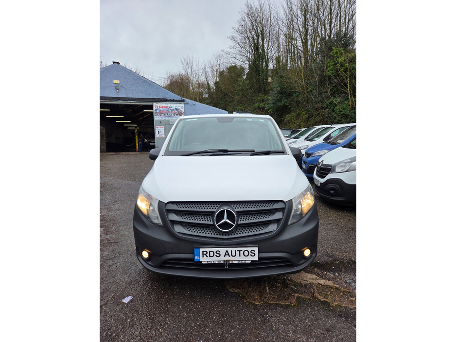 2021 Mercedes-Benz Vito 110 KA/L CLASSIC 6DR €13,000