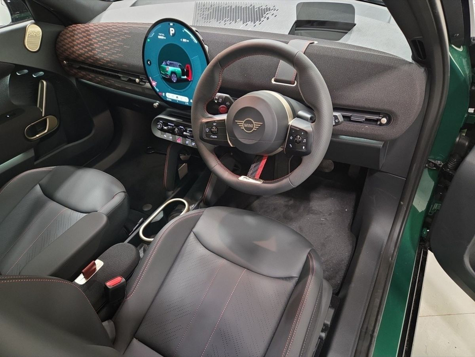 2026 MINI Aceman - image 5