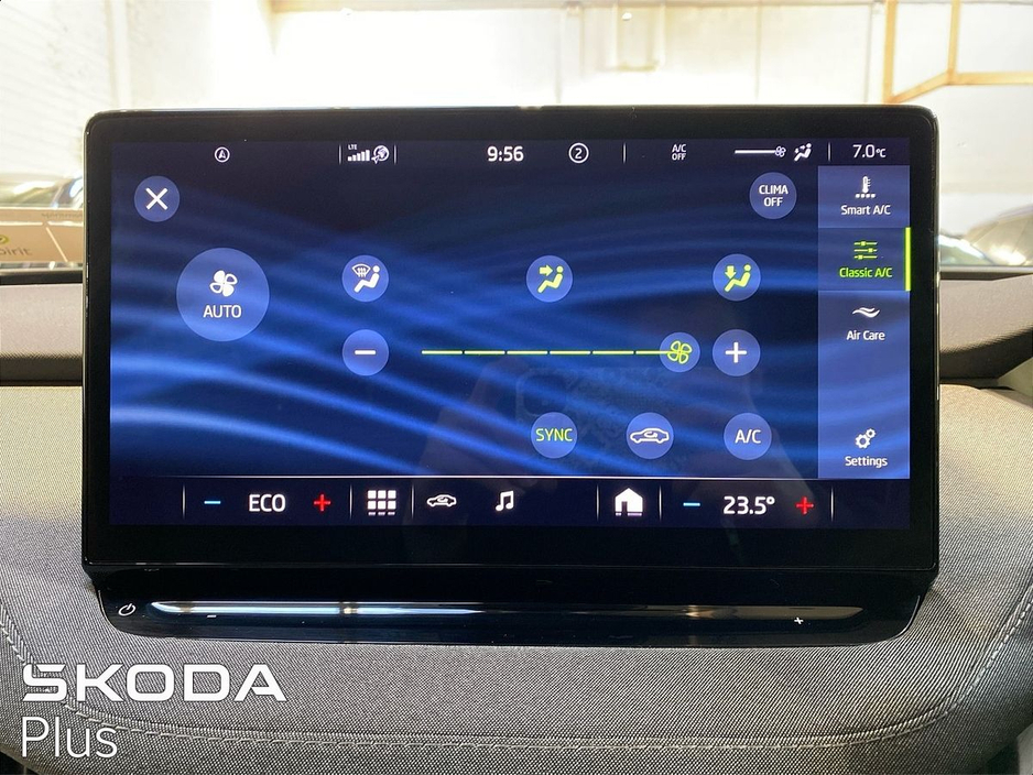 2023 Skoda Enyaq - image 16